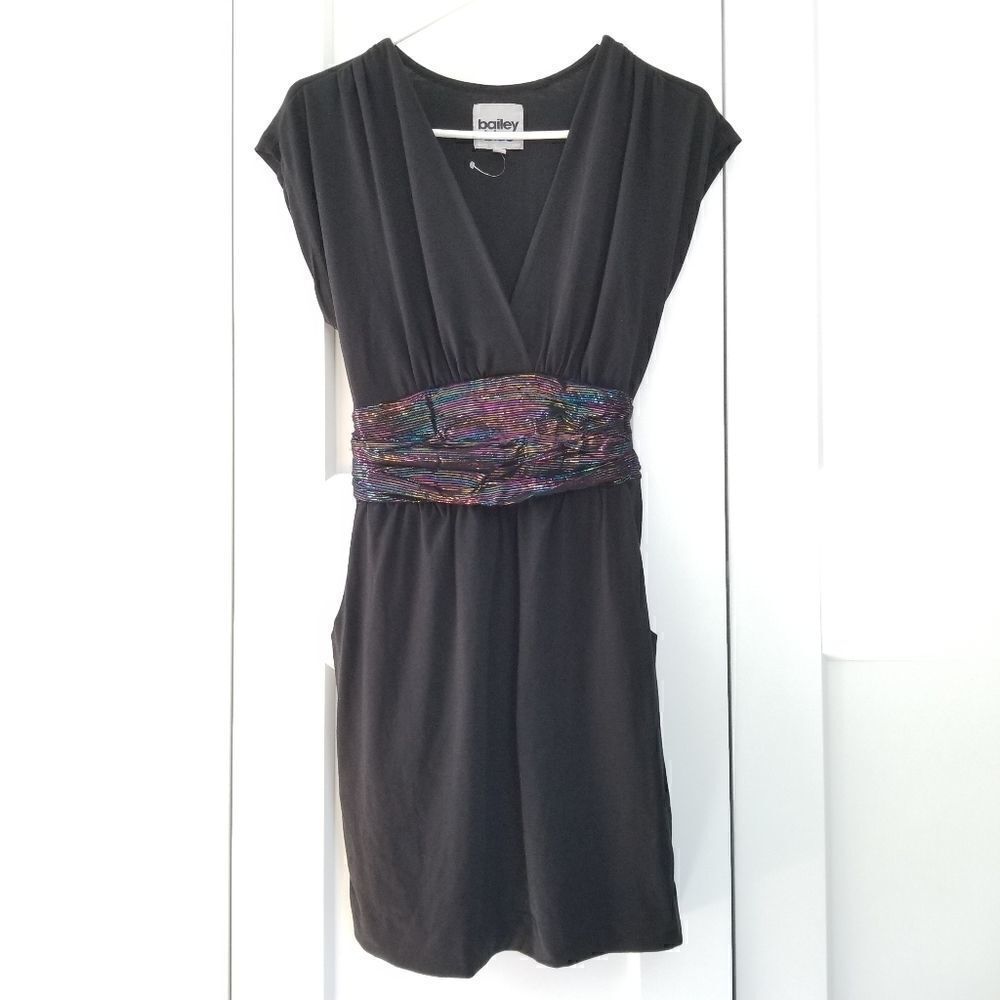 Bailey blue vneck dress